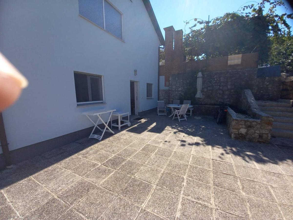 Apartament Ariela